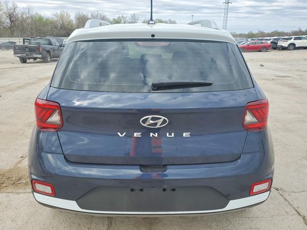 2026 HYUNDAI VENUE SEL, SEL w/ 2-Tone Roof