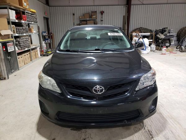2012 TOYOTA COROLLA