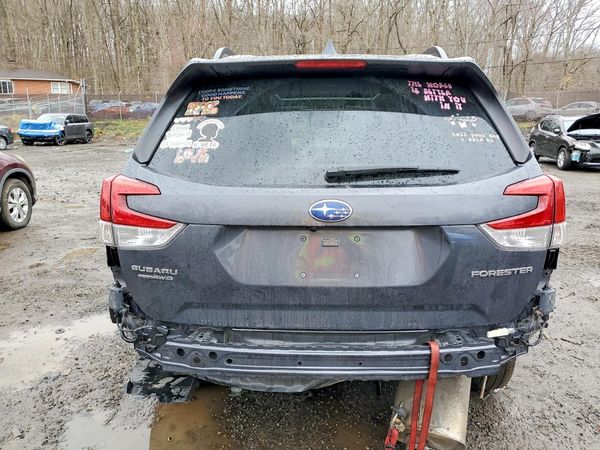 2021 SUBARU FORESTER