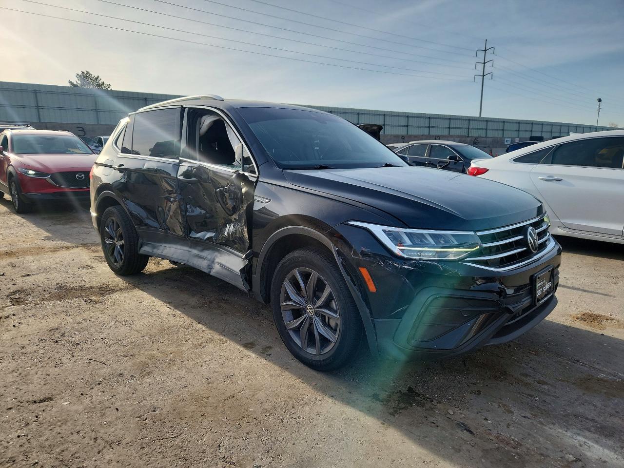 2022 VOLKSWAGEN TIGUAN 4Motion SE