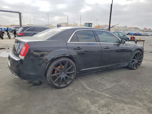 2021 CHRYSLER 300