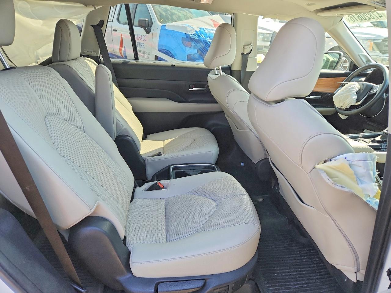 2024 TOYOTA GRAND HIGHLANDER