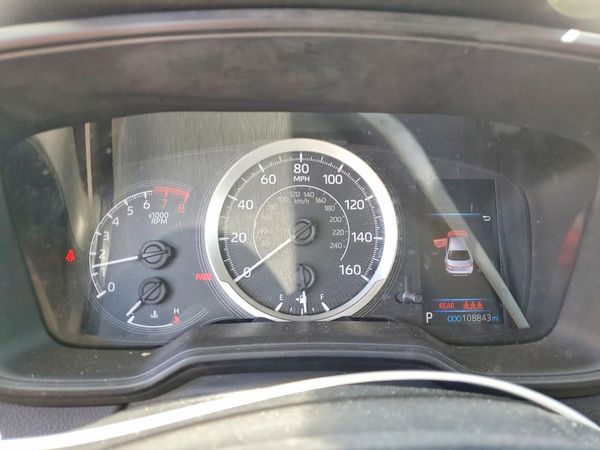 2021 TOYOTA COROLLA