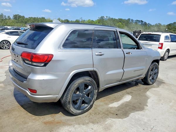 2015 JEEP GRAND CHEROKEE LAREDO 4X2