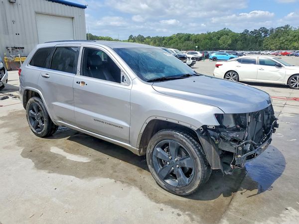2015 JEEP GRAND CHEROKEE LAREDO 4X2