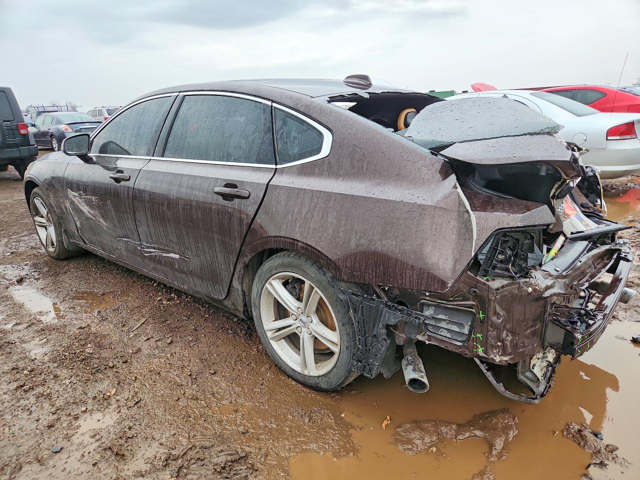 2018 VOLVO S90 Momentum