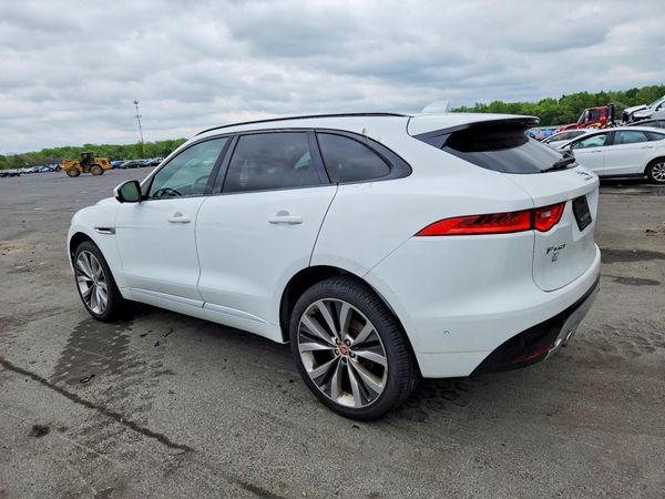 2017 JAGUAR F-PACE