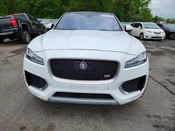 2017 JAGUAR F-PACE