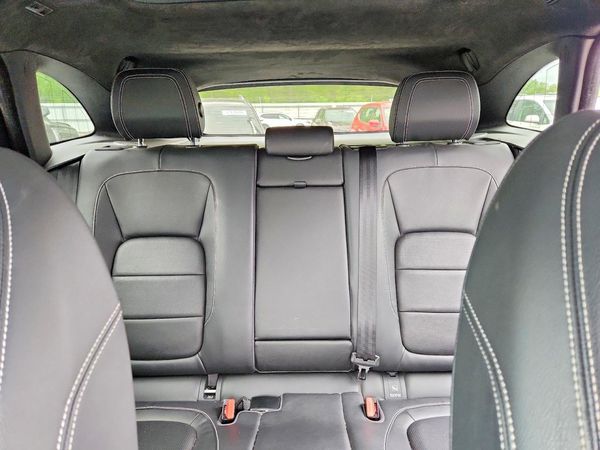 2017 JAGUAR F-PACE