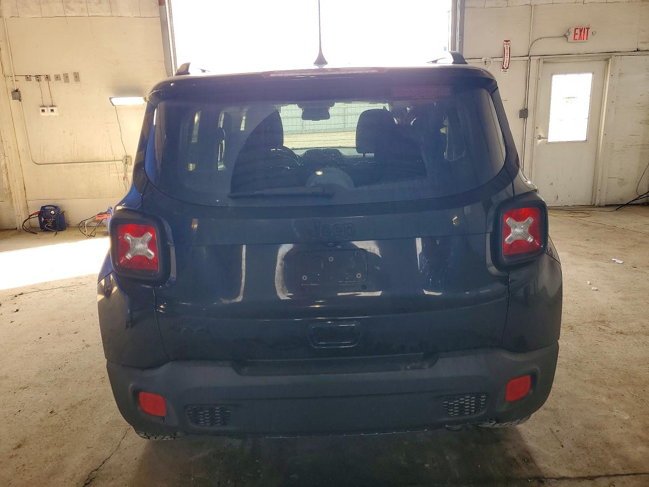 2018 JEEP RENEGADE LATITUDE 4X4