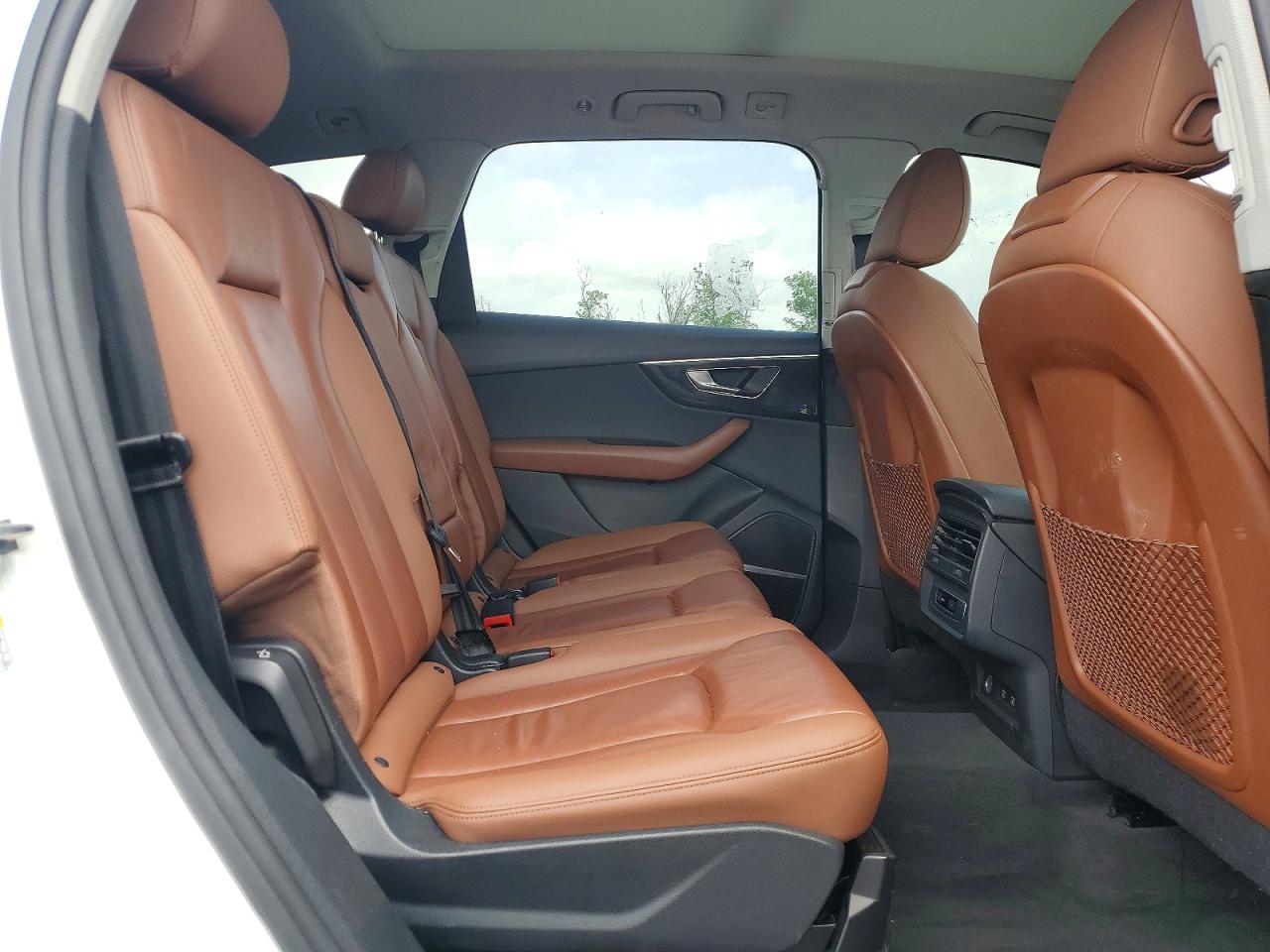 2021 AUDI Q7 quattro Premium Plus