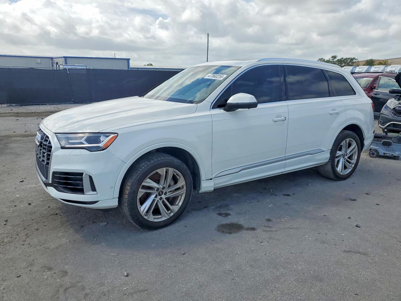 2021 AUDI Q7 quattro Premium Plus