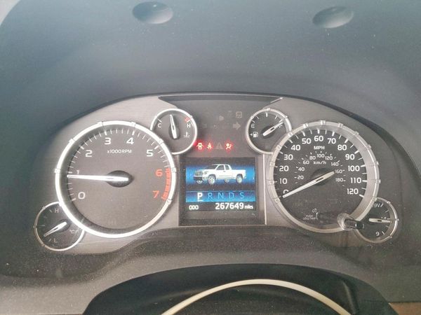 2014 TOYOTA TUNDRA SR5
