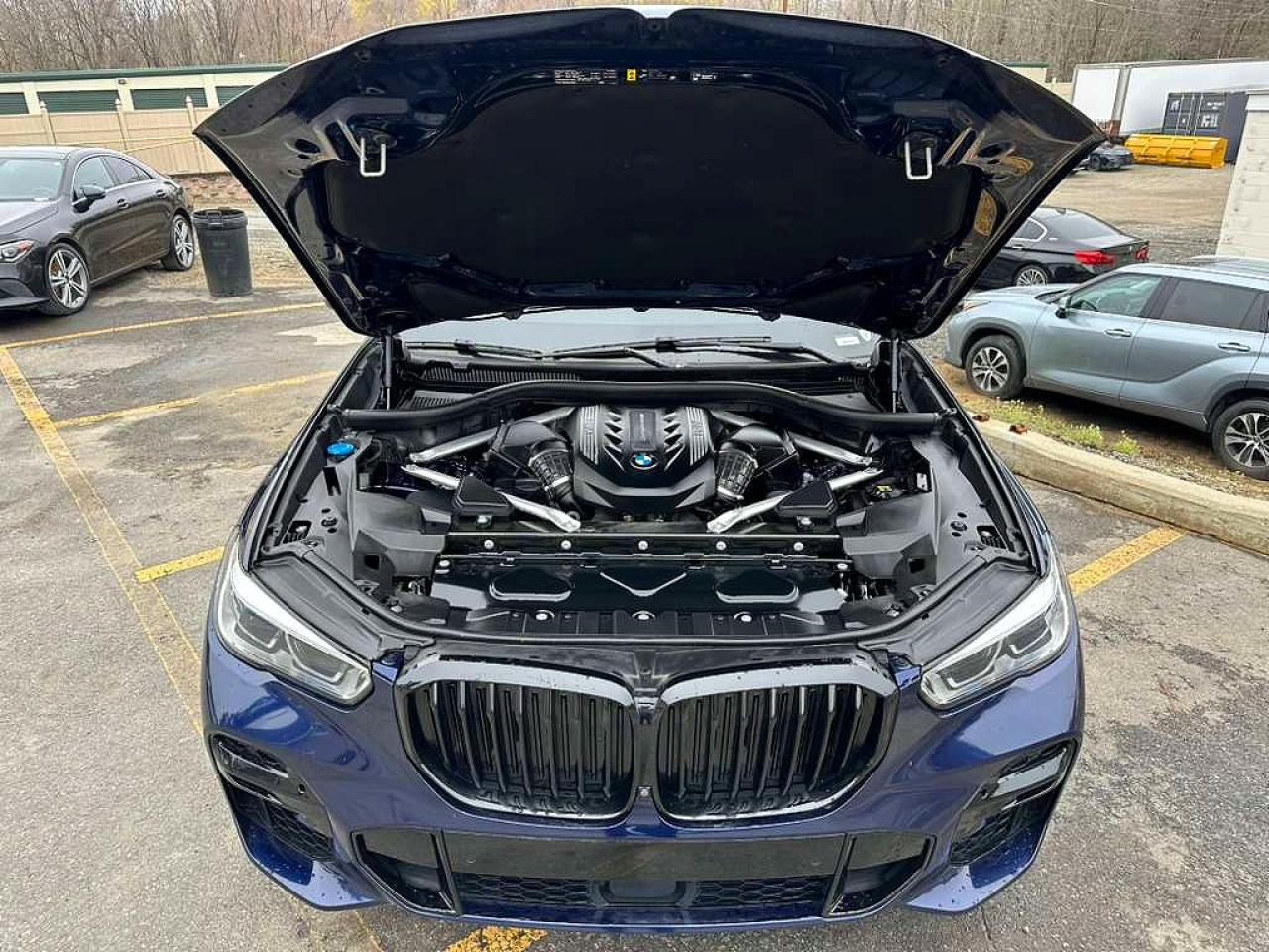 2023 BMW X5 M50i