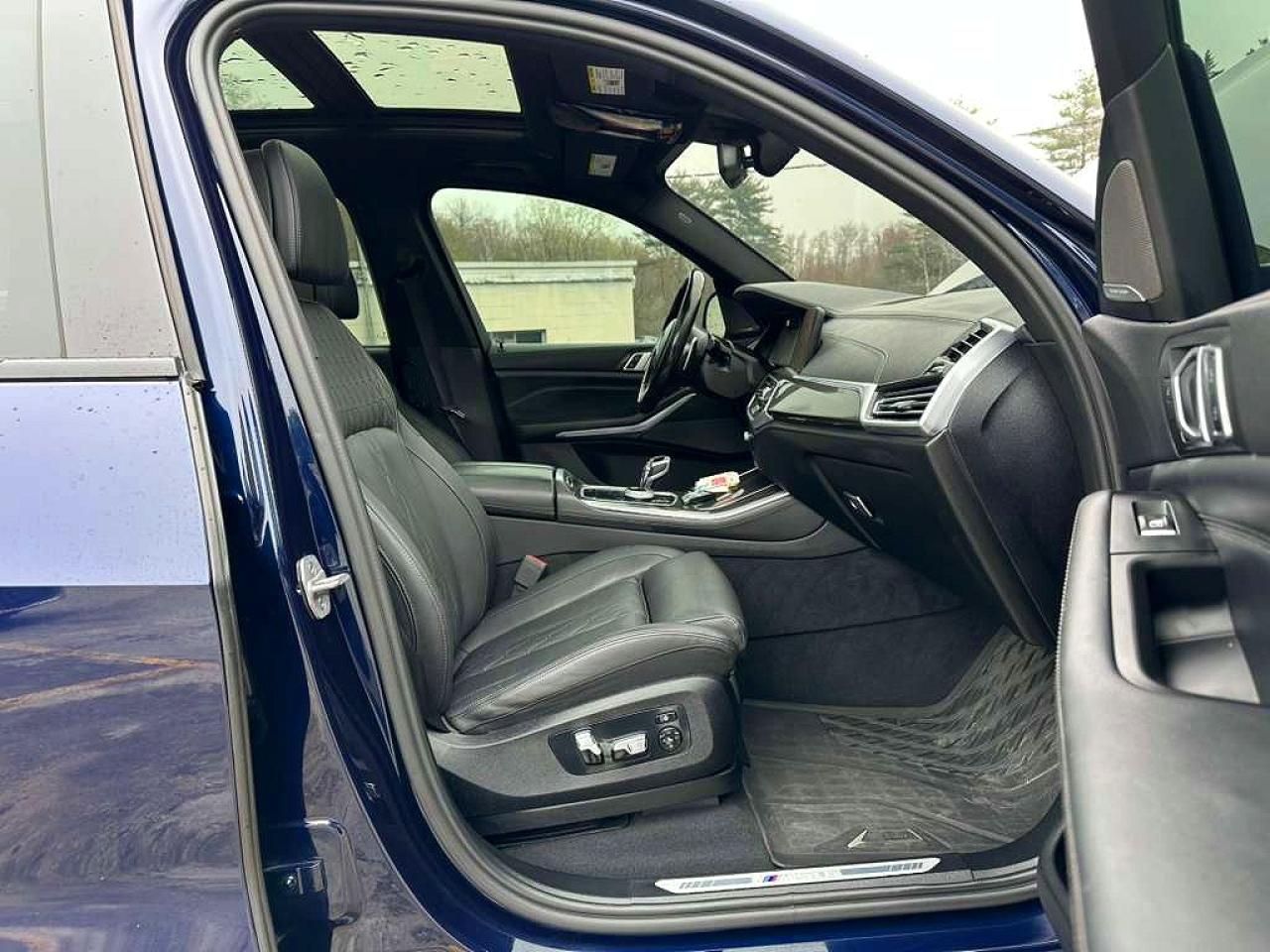 2023 BMW X5 M50i