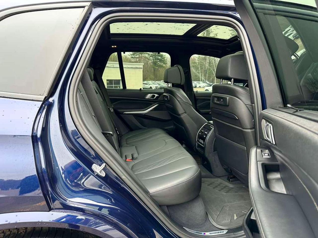 2023 BMW X5 M50i