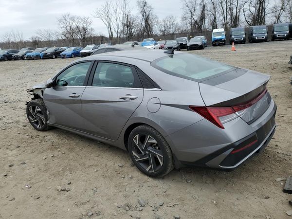2024 HYUNDAI ELANTRA