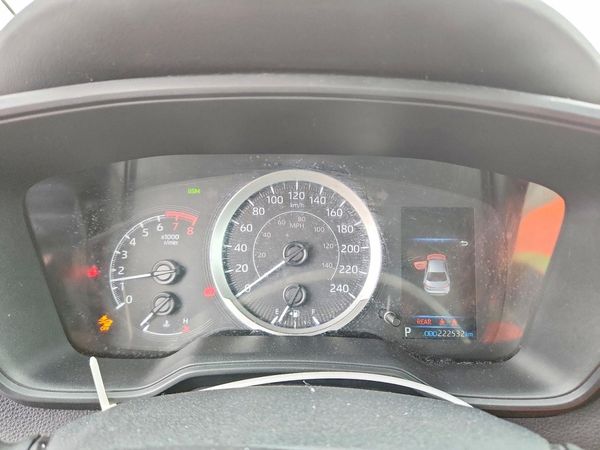 2022 TOYOTA COROLLA