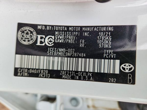 2022 TOYOTA COROLLA