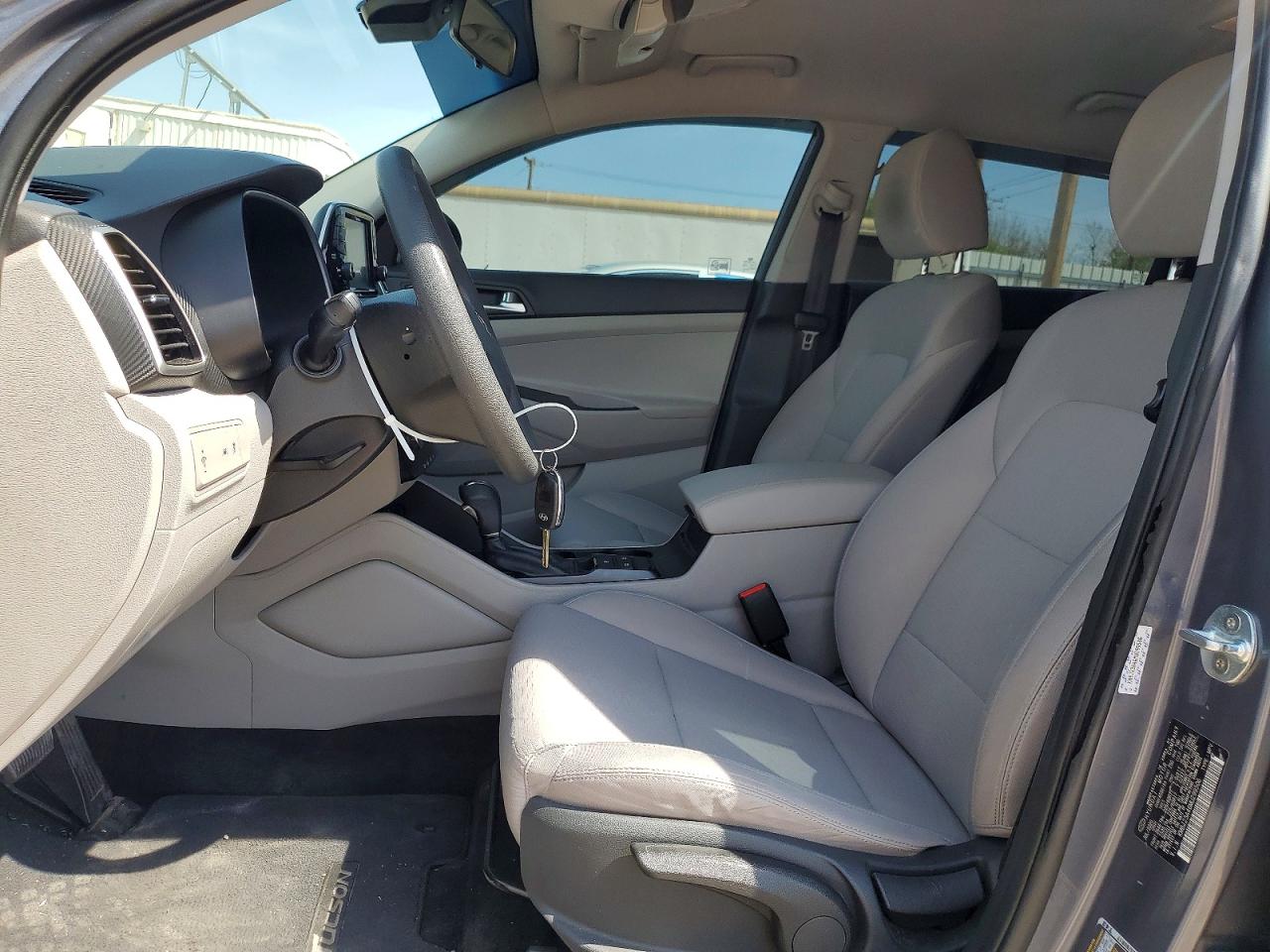2021 HYUNDAI TUCSON SE