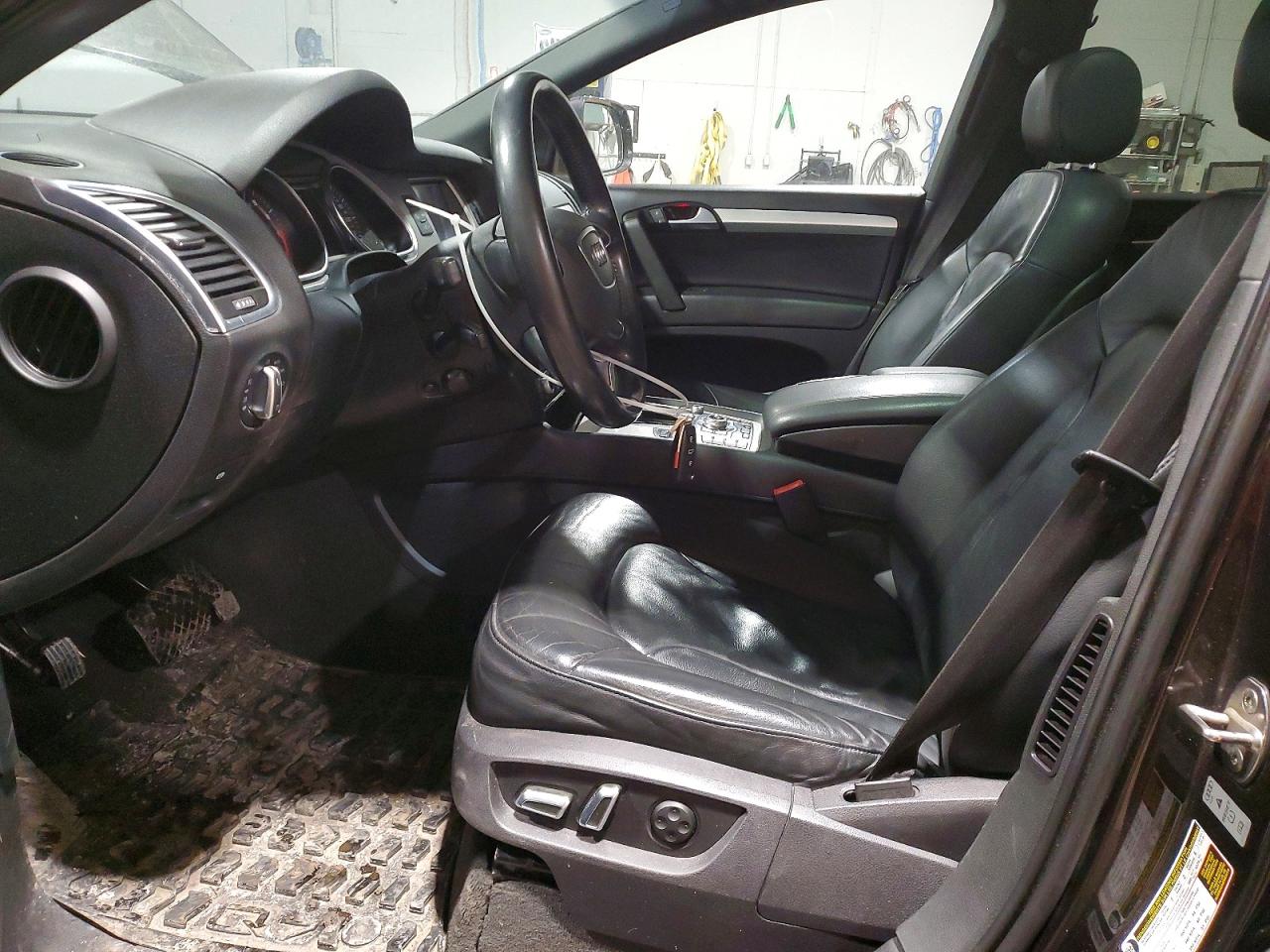 2015 AUDI Q7 V6 4DR AWD Prestige