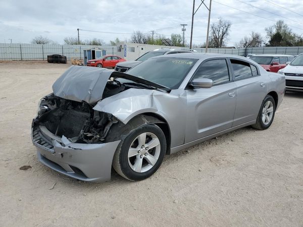 2014 DODGE CHARGER SE