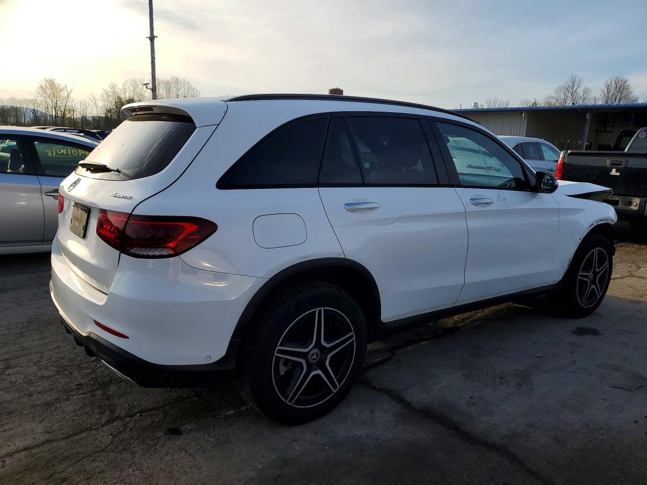 2021 MERCEDES-BENZ GLC GLC300-4M