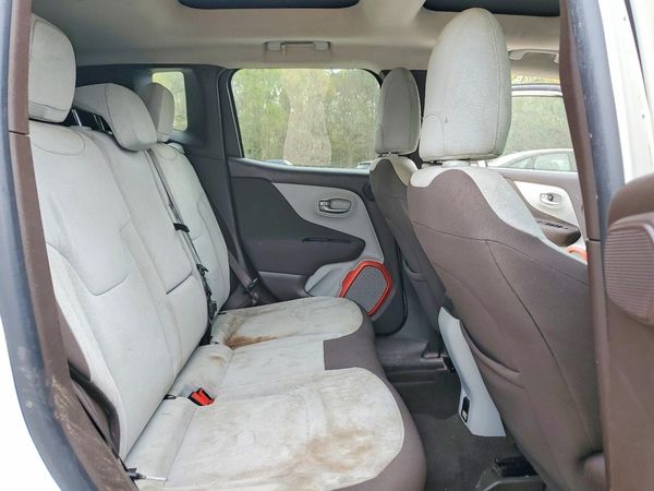 2015 JEEP RENEGADE LATITUDE 4X4