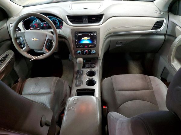 2016 CHEVROLET TRAVERSE LS
