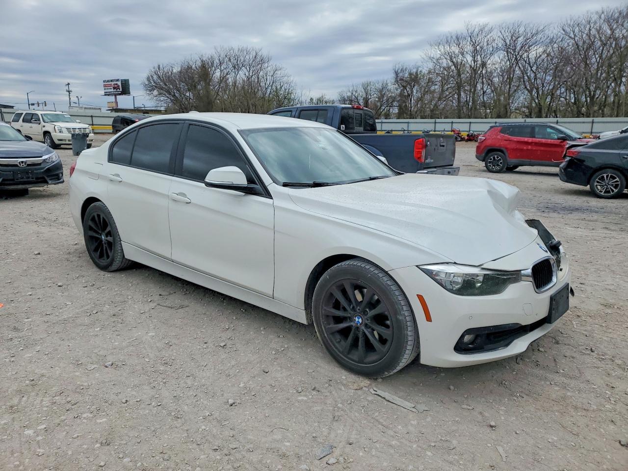 2016 BMW 320