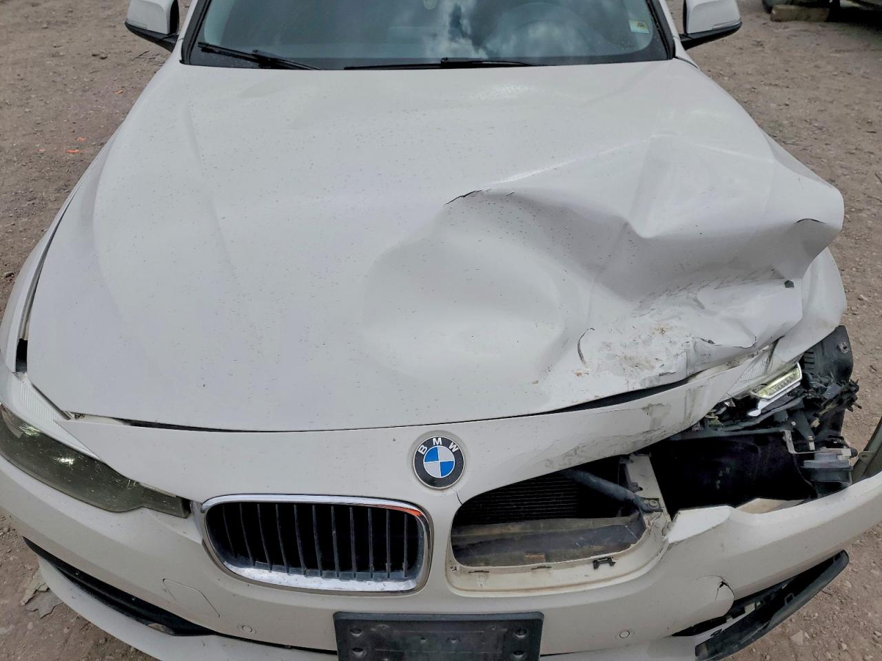 2016 BMW 320