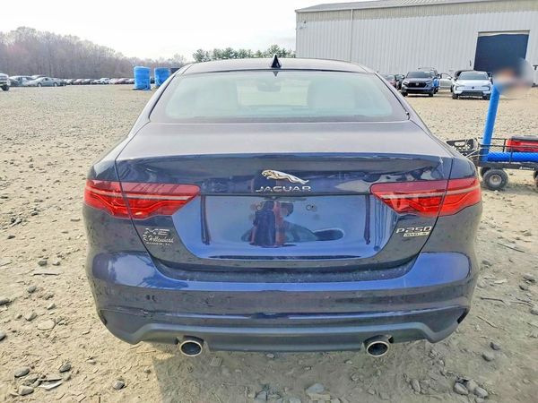 2020 JAGUAR XE