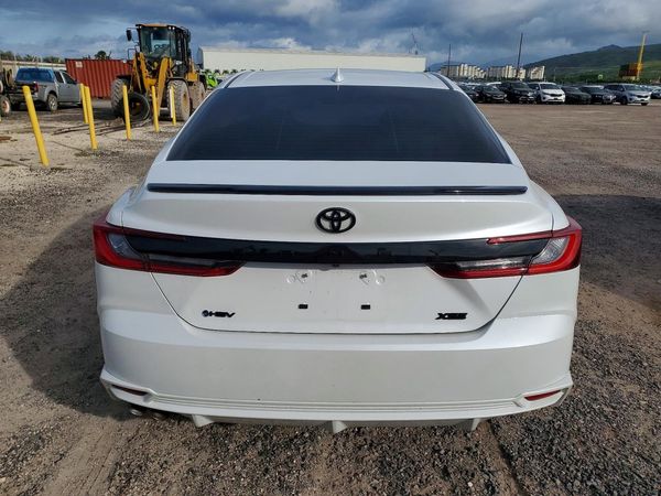 2026 TOYOTA CAMRY