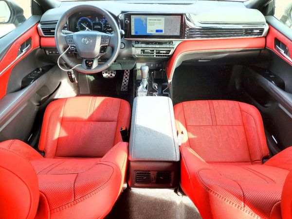 2026 TOYOTA CAMRY