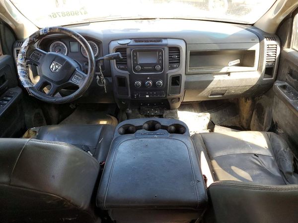 2016 RAM 5500 CREW CAB CHASSIS