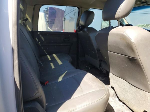 2016 RAM 5500 CREW CAB CHASSIS