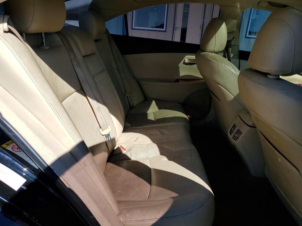 2011 LEXUS ES 350