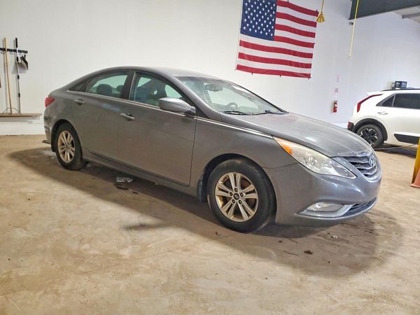 2013 HYUNDAI SONATA GLS/ GLS Popular