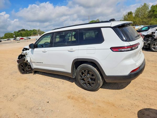 2024 JEEP GRAND CHEROKEE L LAREDO 4X2