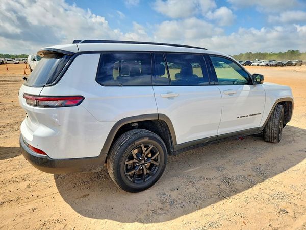 2024 JEEP GRAND CHEROKEE L LAREDO 4X2