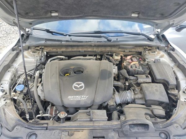 2018 MAZDA 6 Touring — Engine bay