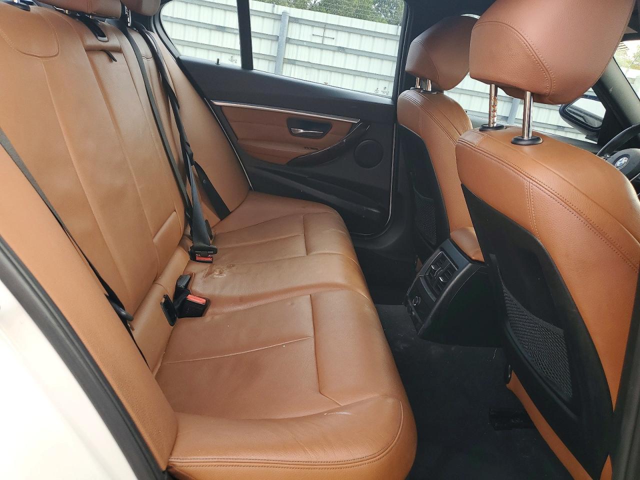 2016 BMW 328