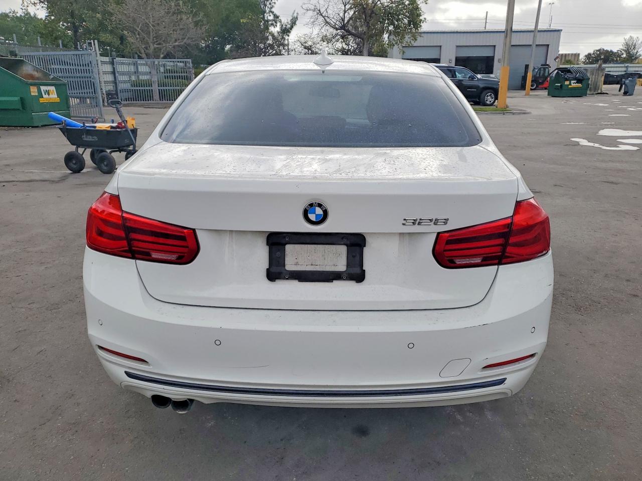 2016 BMW 328