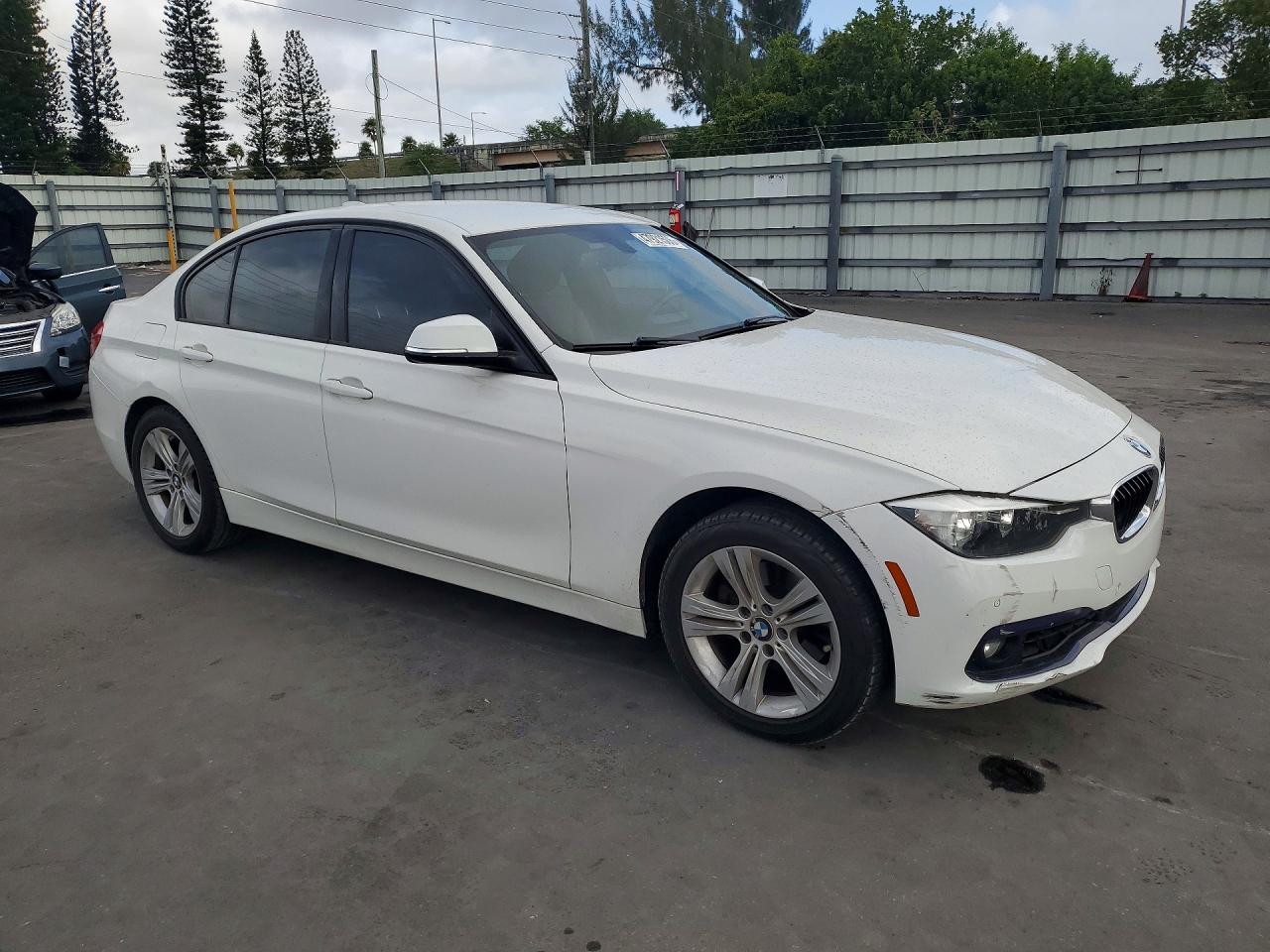 2016 BMW 328