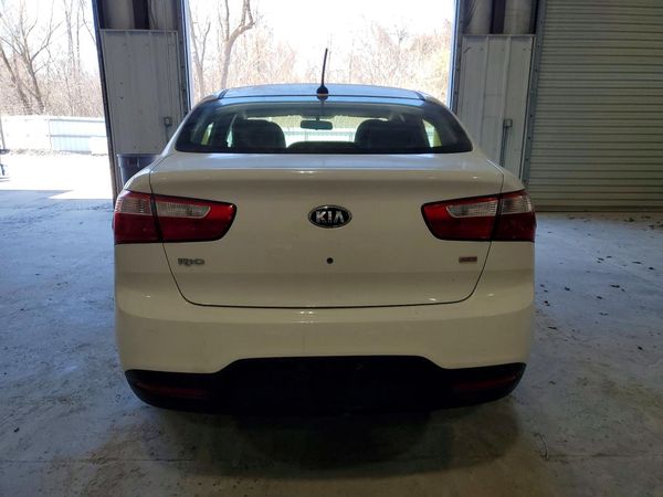 2014 KIA RIO