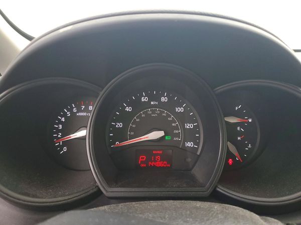 2014 KIA RIO