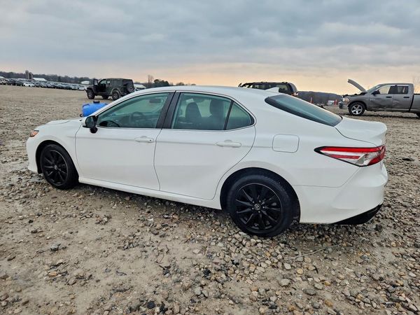 2019 TOYOTA CAMRY