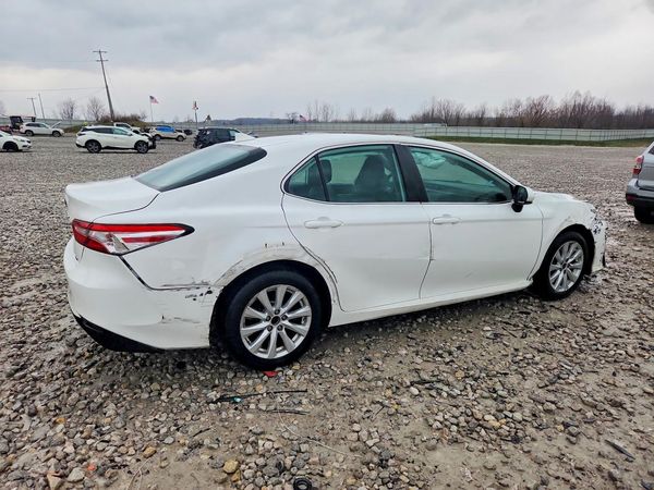2019 TOYOTA CAMRY