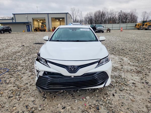 2019 TOYOTA CAMRY
