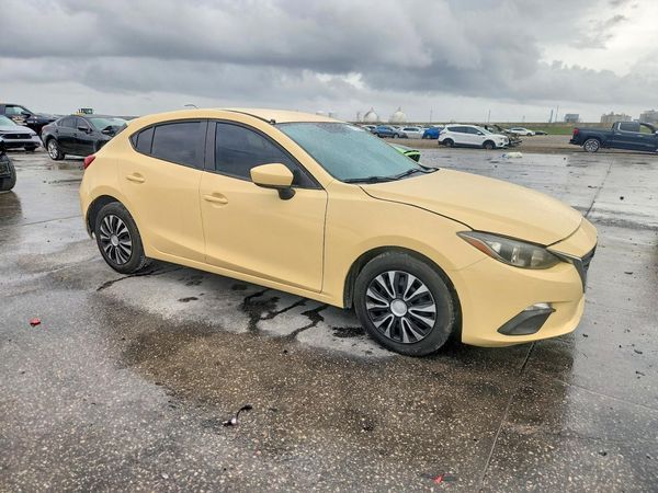 2015 MAZDA 3